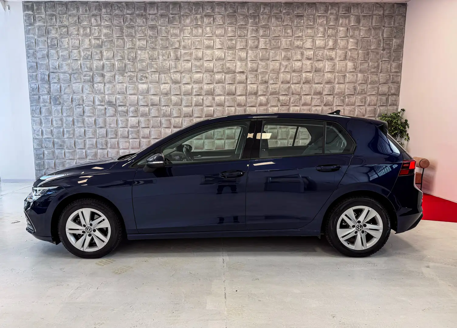 Volkswagen Golf VIII 2020 1.0 etsi evo Life 110cv dsg - IVA ESPOST Blauw - 2