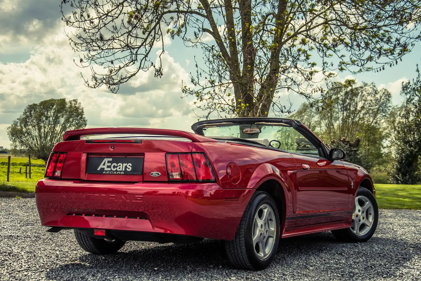 Ford Mustang 3.8i V6 *** CABRIOLET / AUTO / ONLY 12.300 KM *** Roşu - 2
