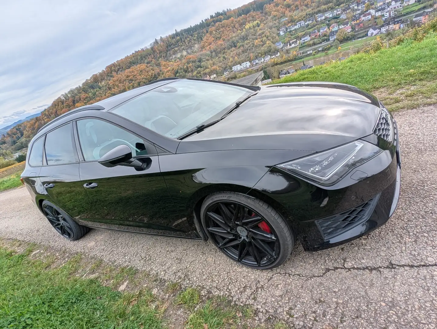 SEAT Leon Cupra 290 Schwarz - 2