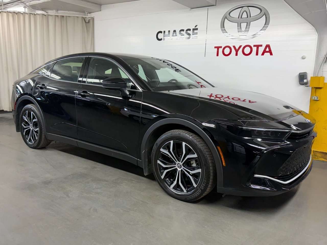 2024 Toyota Crown LIMITED *CUIR+TOIT PANO VITRÉ+SIÈGES VENTILÉS*