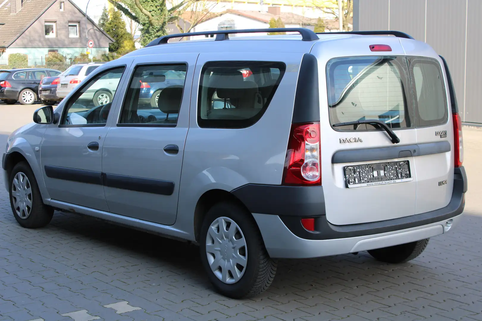 Dacia Logan MCV Kombi Ambiance 1. Hand Zahnriemen NEU Gris - 1