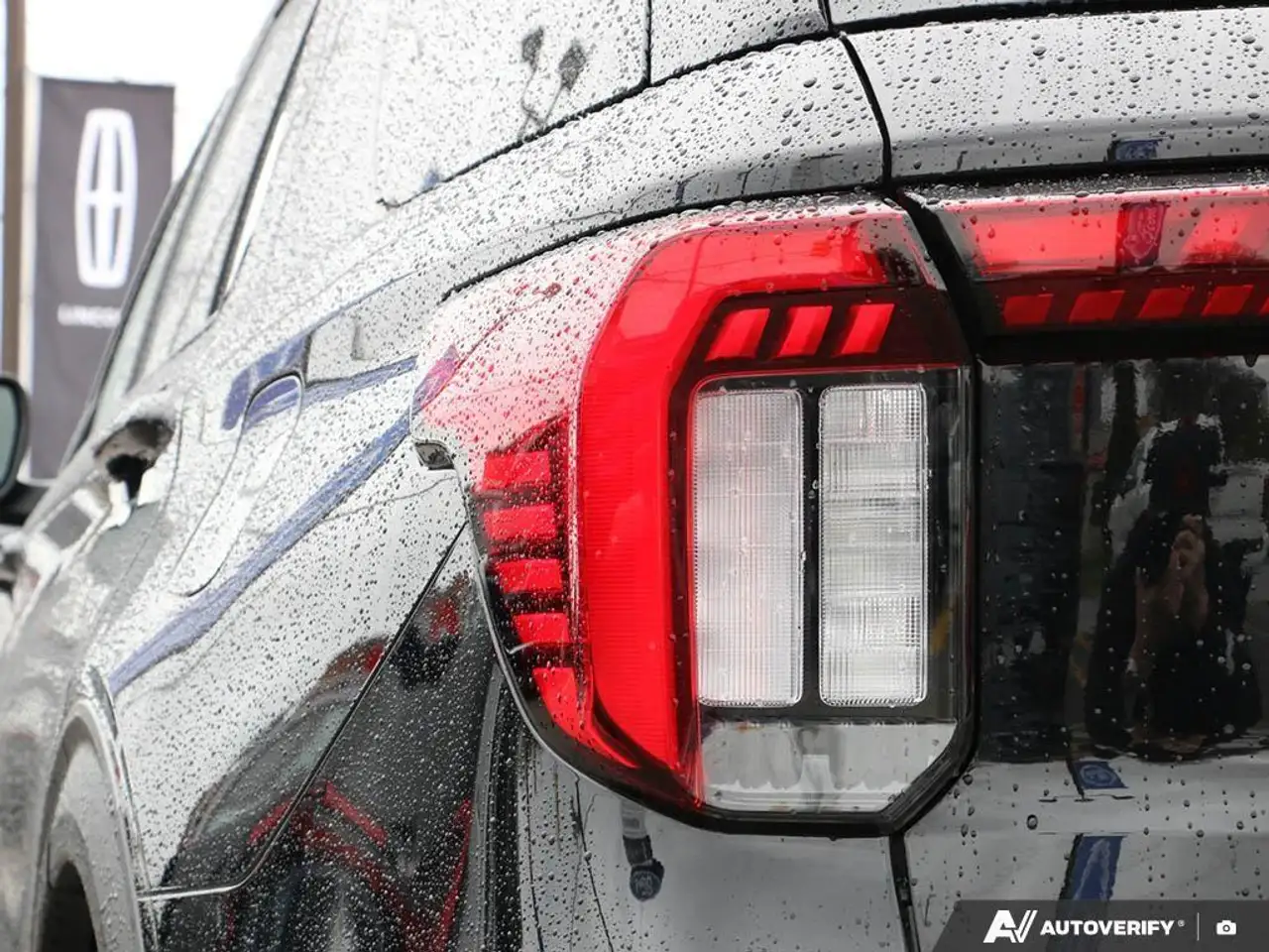 Ford Explorer снимка Ford Explorer