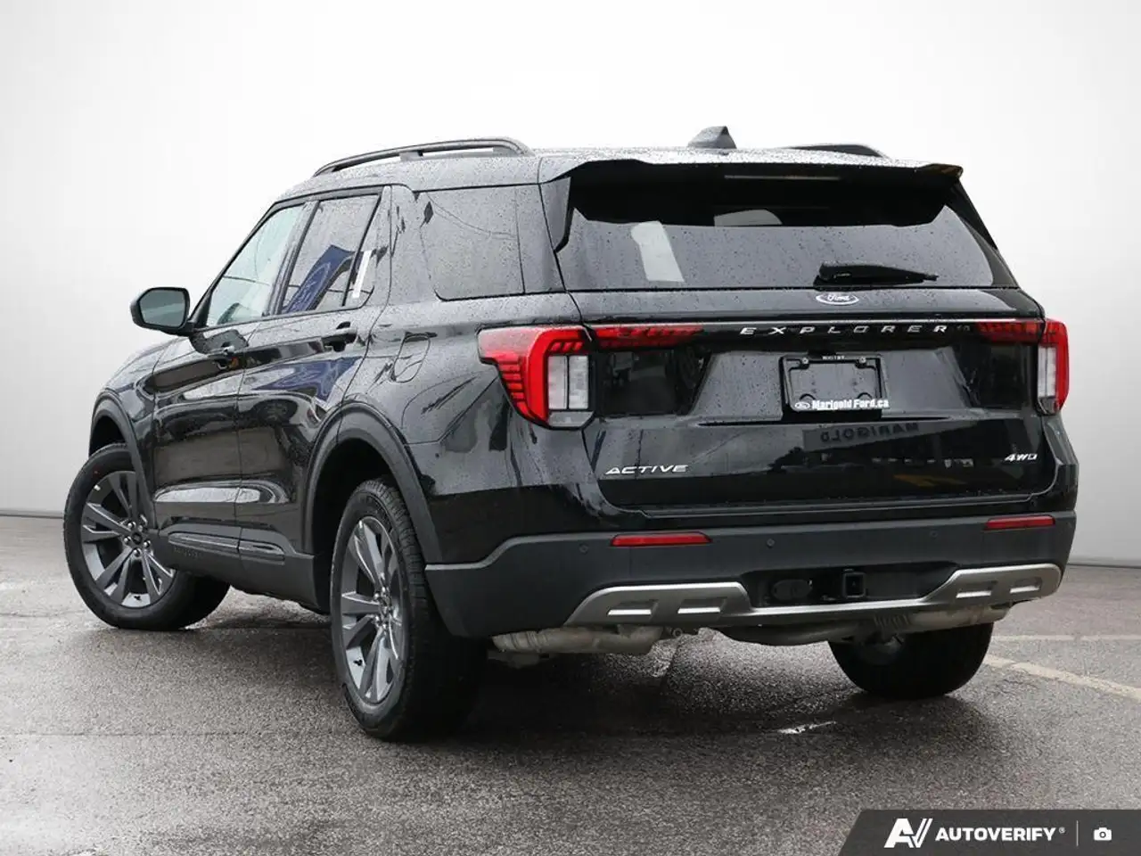 Ford Explorer снимка Ford Explorer
