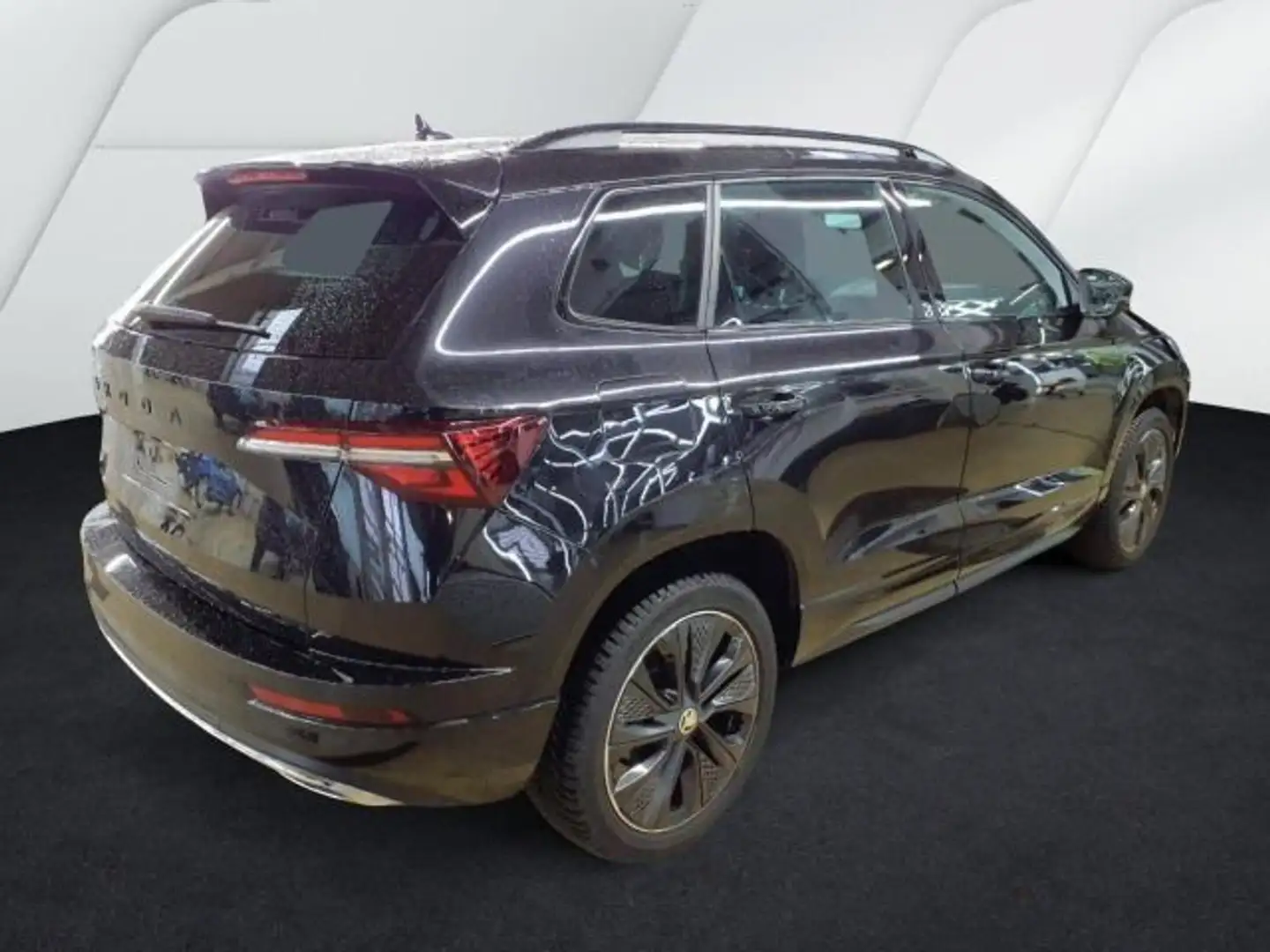 Skoda Karoq 1.5 TSI DSG SPORTLINE MATRIX+NAVI+AHK+PANO Schwarz - 2
