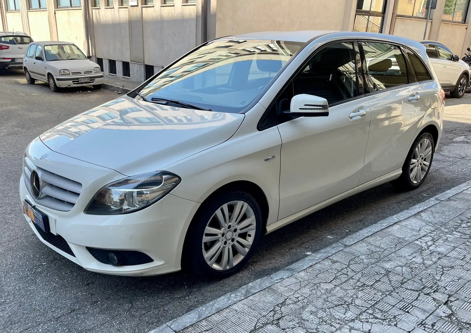 Mercedes-Benz B 180 B 180 cdi Executive Bianco - 1