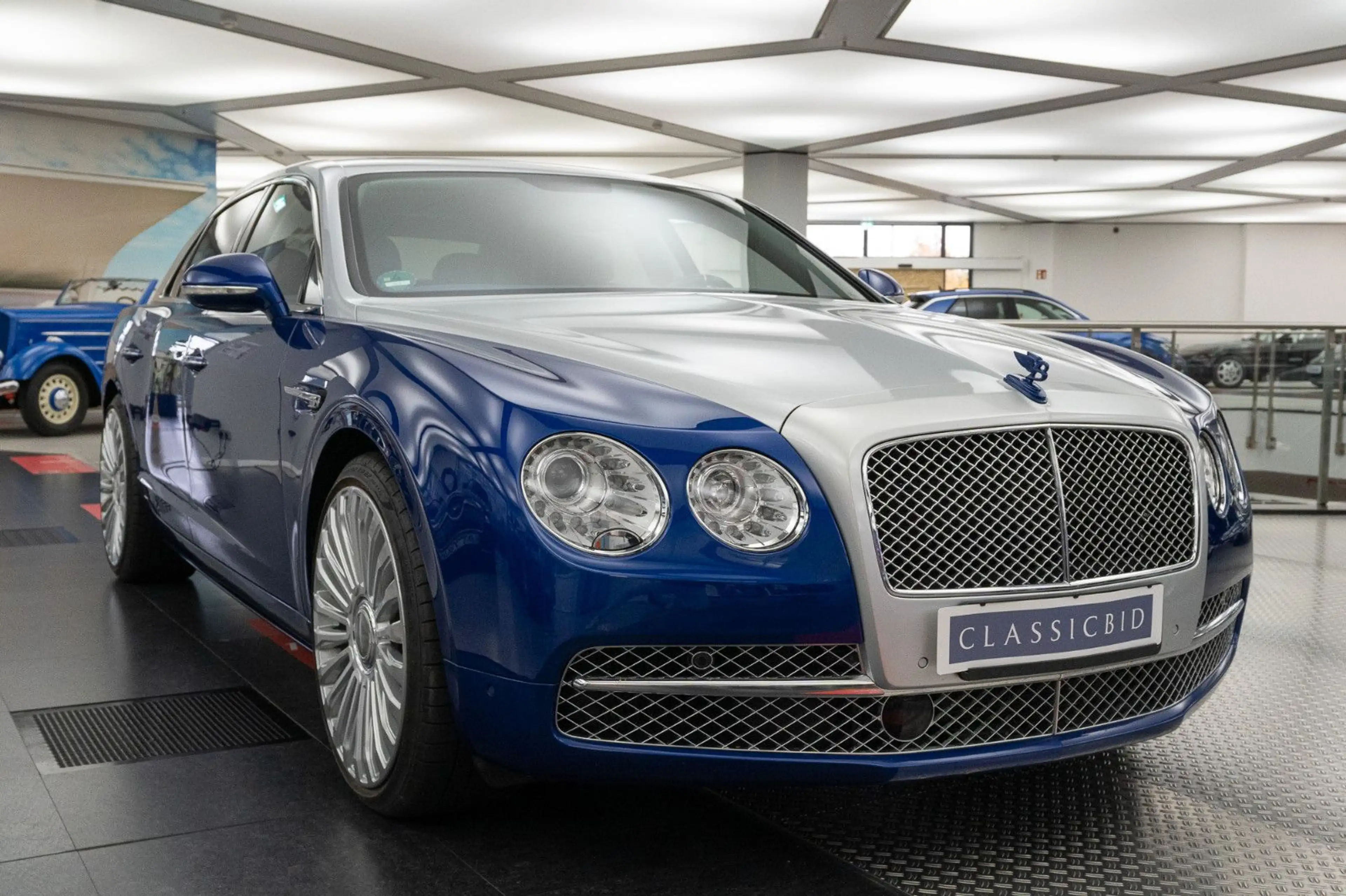 Bentley Flying Spur 6.0 W12 S Autom. — photo 2
