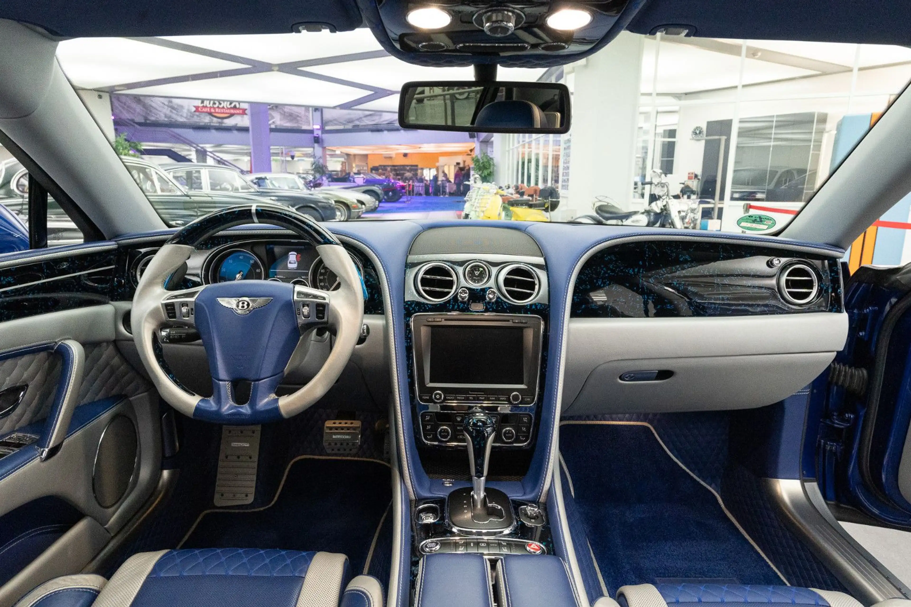 Bentley Flying Spur 6.0 W12 S Autom. — photo 13