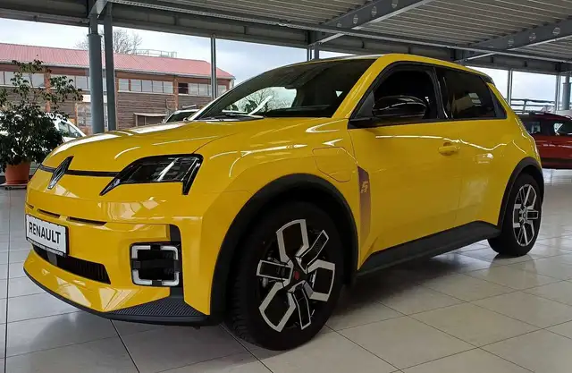 Renault R 5 Techno, Winterpaket, 18' Alu, Navi, Kamera