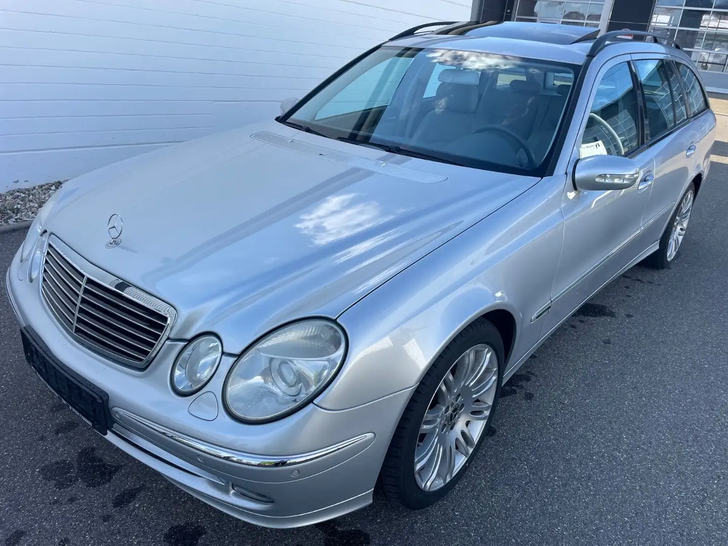 Mercedes-Benz E 350 E -Klasse T-Modell E 350 T Argent - 2