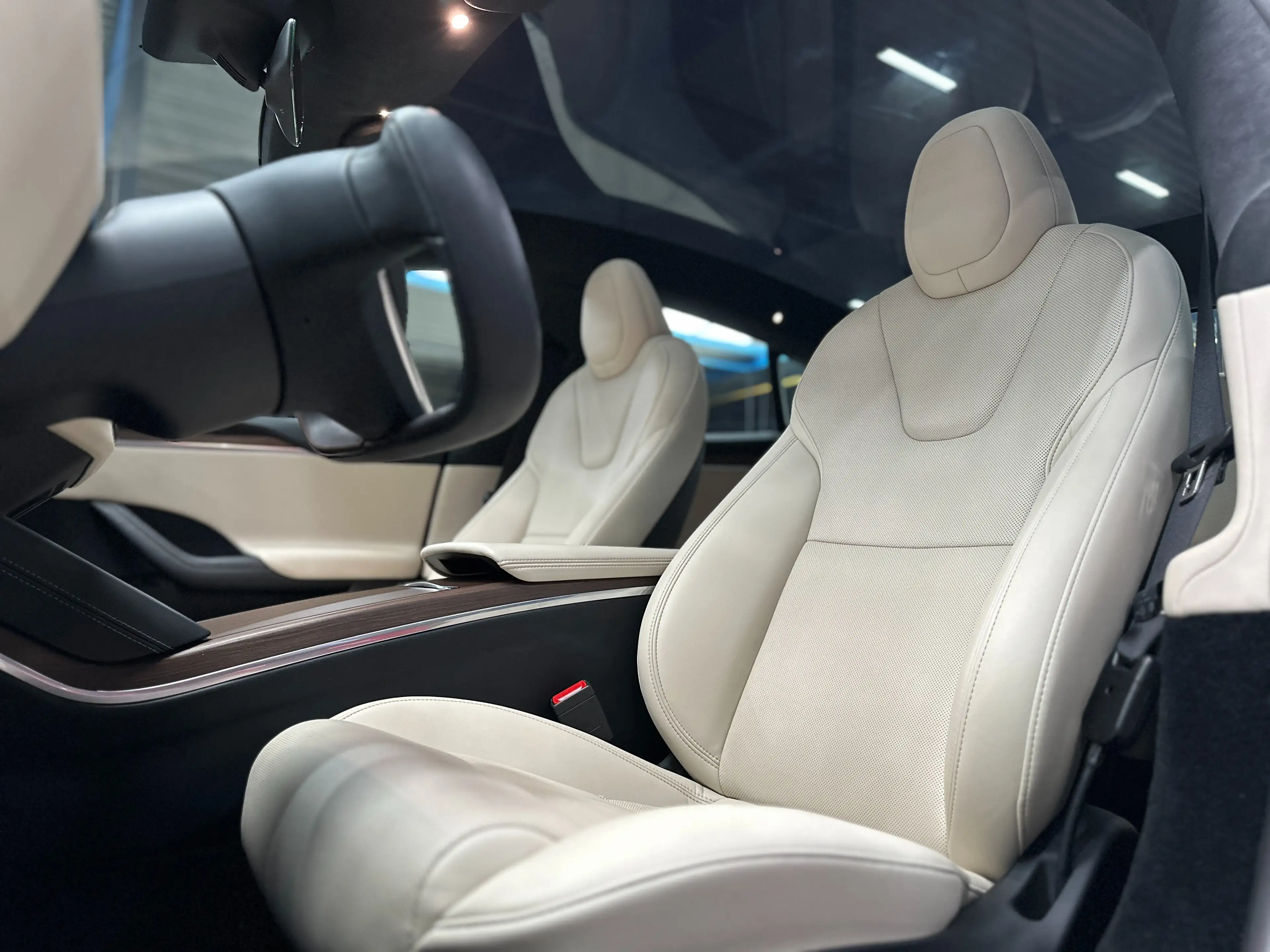 Tesla Model S LONG RANGE DUAL MOTOR - FACELIFT - 21 WHEELS — photo 14
