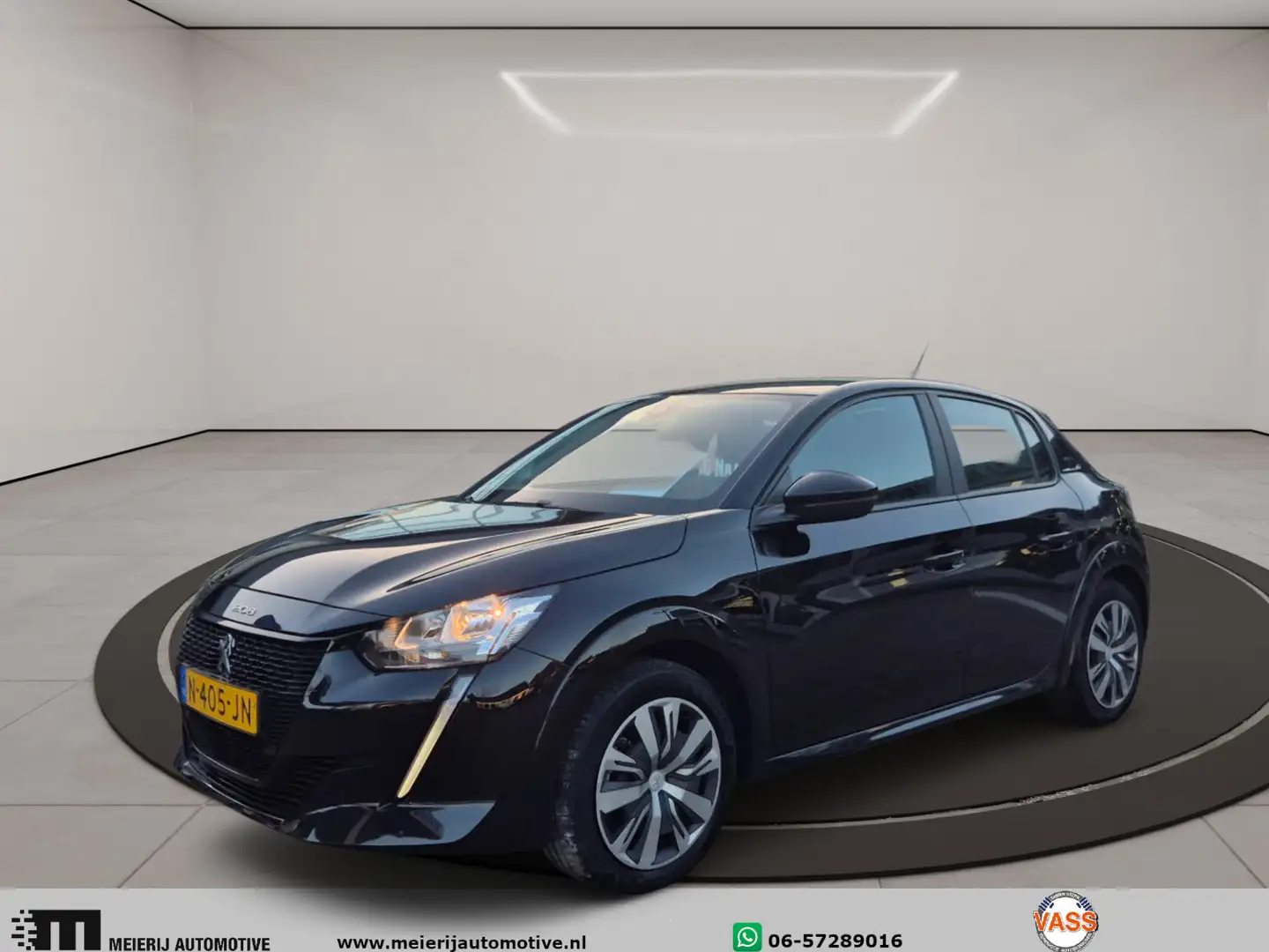 Peugeot e-208 EV Active 50 kWh Schwarz - 1