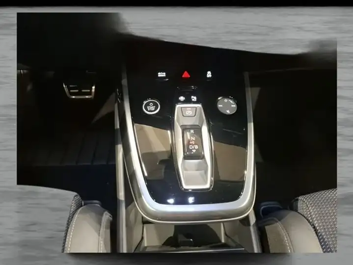 Audi Q4 2026, foto 8