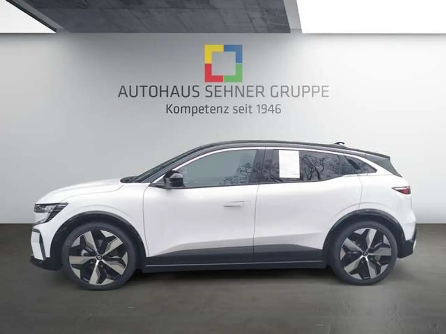 Renault Megane Techno 220 Comfort Range +Navi+Kamera+Shz crna - 2