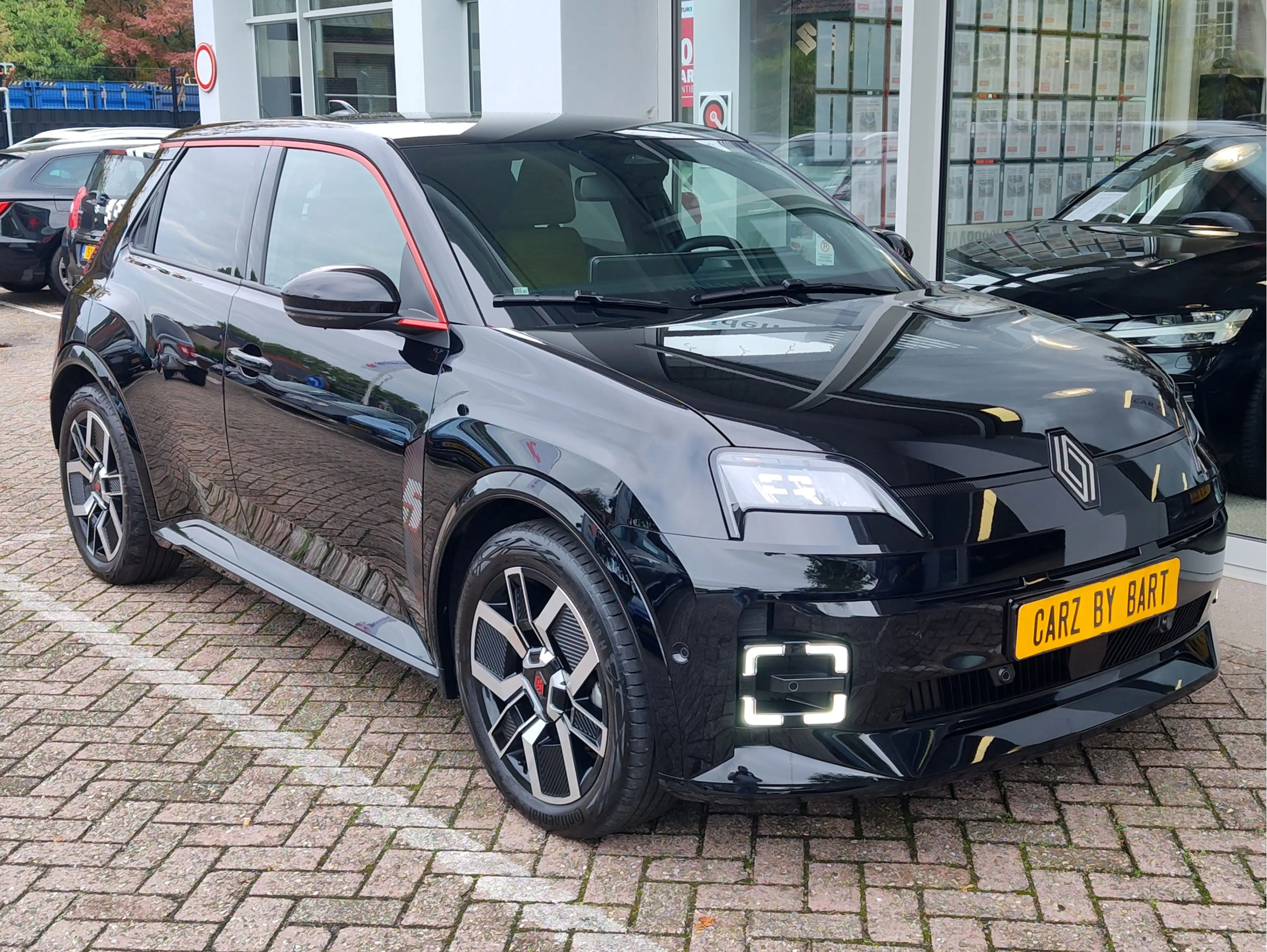Renault R 5 COMFORT RANGE ICONIC CINQ 52 kWh Adaptive Cruise | — photo 7