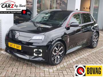 COMFORT RANGE ICONIC CINQ 52 kWh Adaptive Cruise |