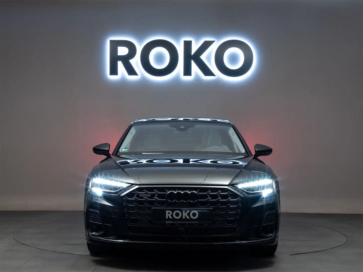 Audi A8 S-Line LANG 4xMassage 360 StandH.B&O Pano Schwarz - 2