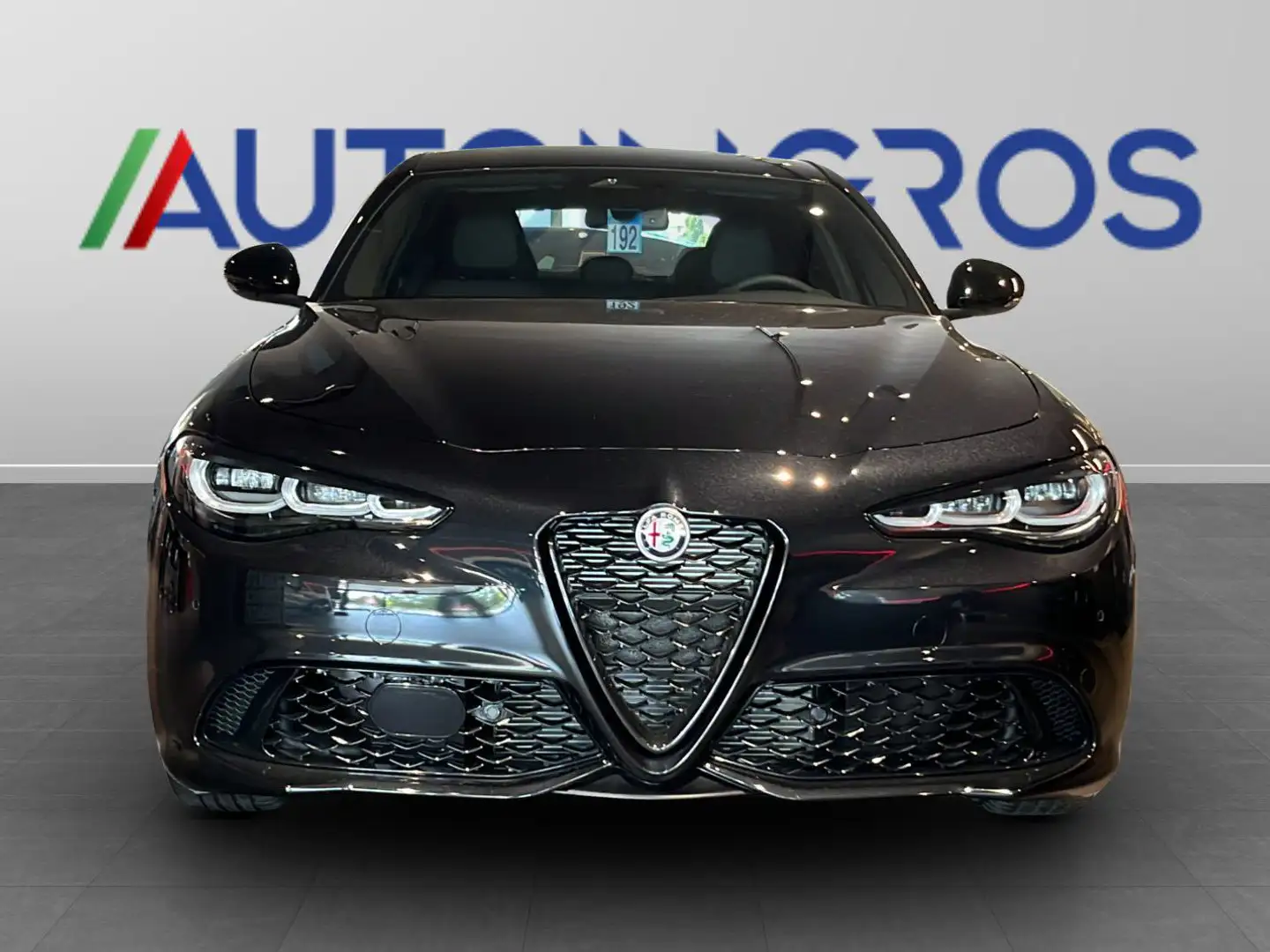 Alfa Romeo Giulia 2.2 Turbo Veloce Noir - 2