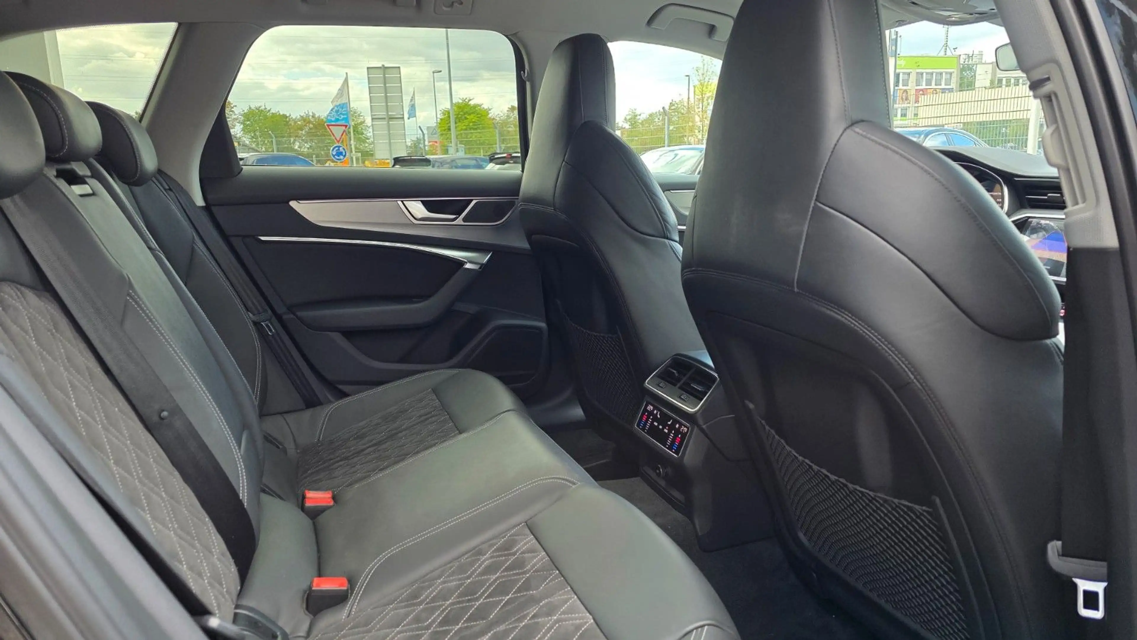Audi S6 Avant 3.0 TDI quattro/Matrix/S Sitze/350PS — photo 10