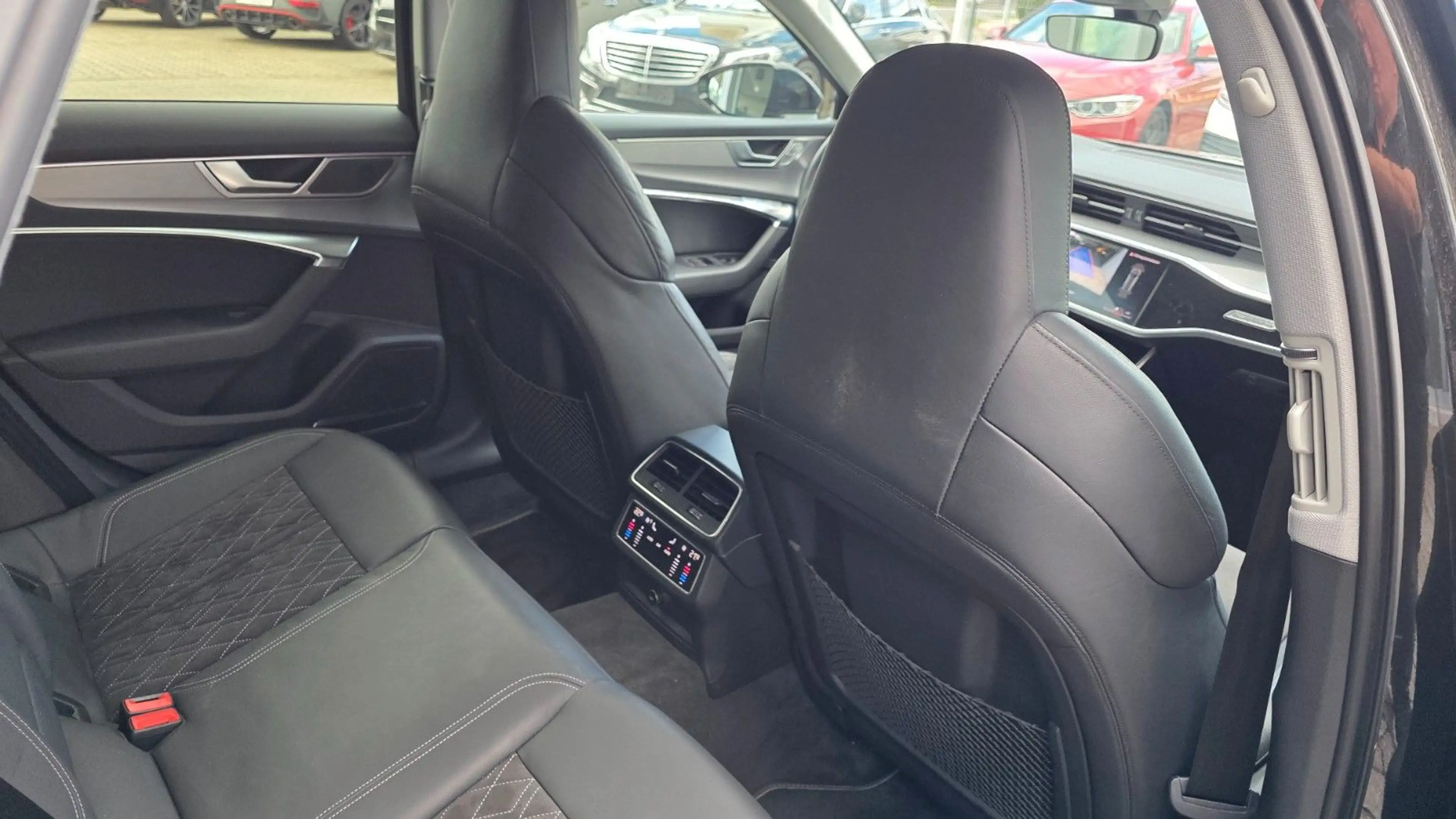 Audi S6 Avant 3.0 TDI quattro/Matrix/S Sitze/350PS — photo 11