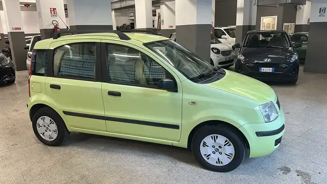 Fiat Panda view 4