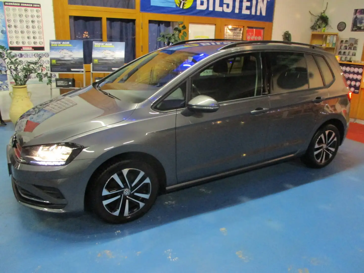 Volkswagen Golf Sportsvan Alufelgen 16 Zoll,Navigation,Top Zustand - 1