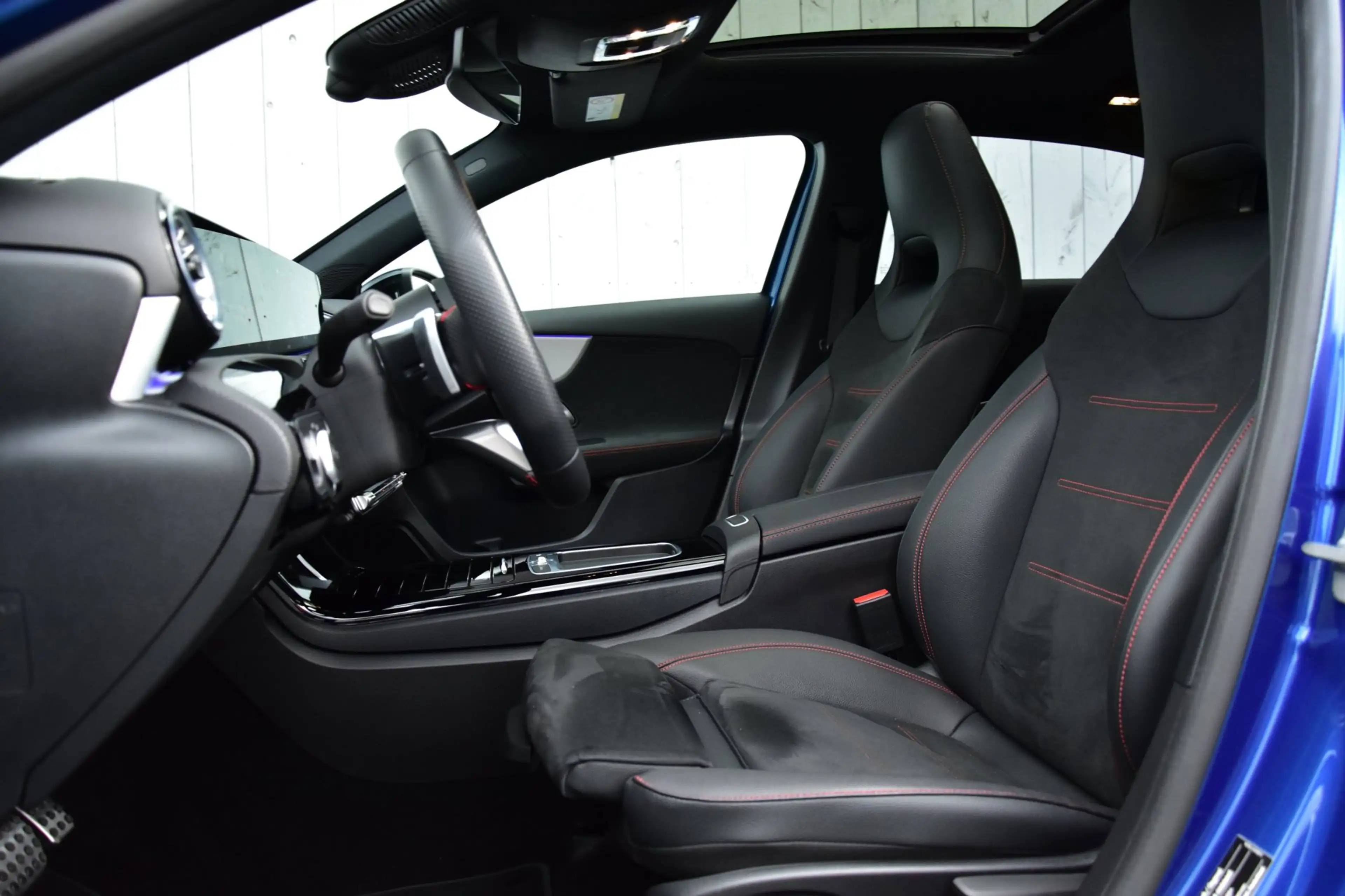 Mercedes-Benz A 180 Star Edition LIMITED | Pano-dak | Adaptieve Cruise — photo 4