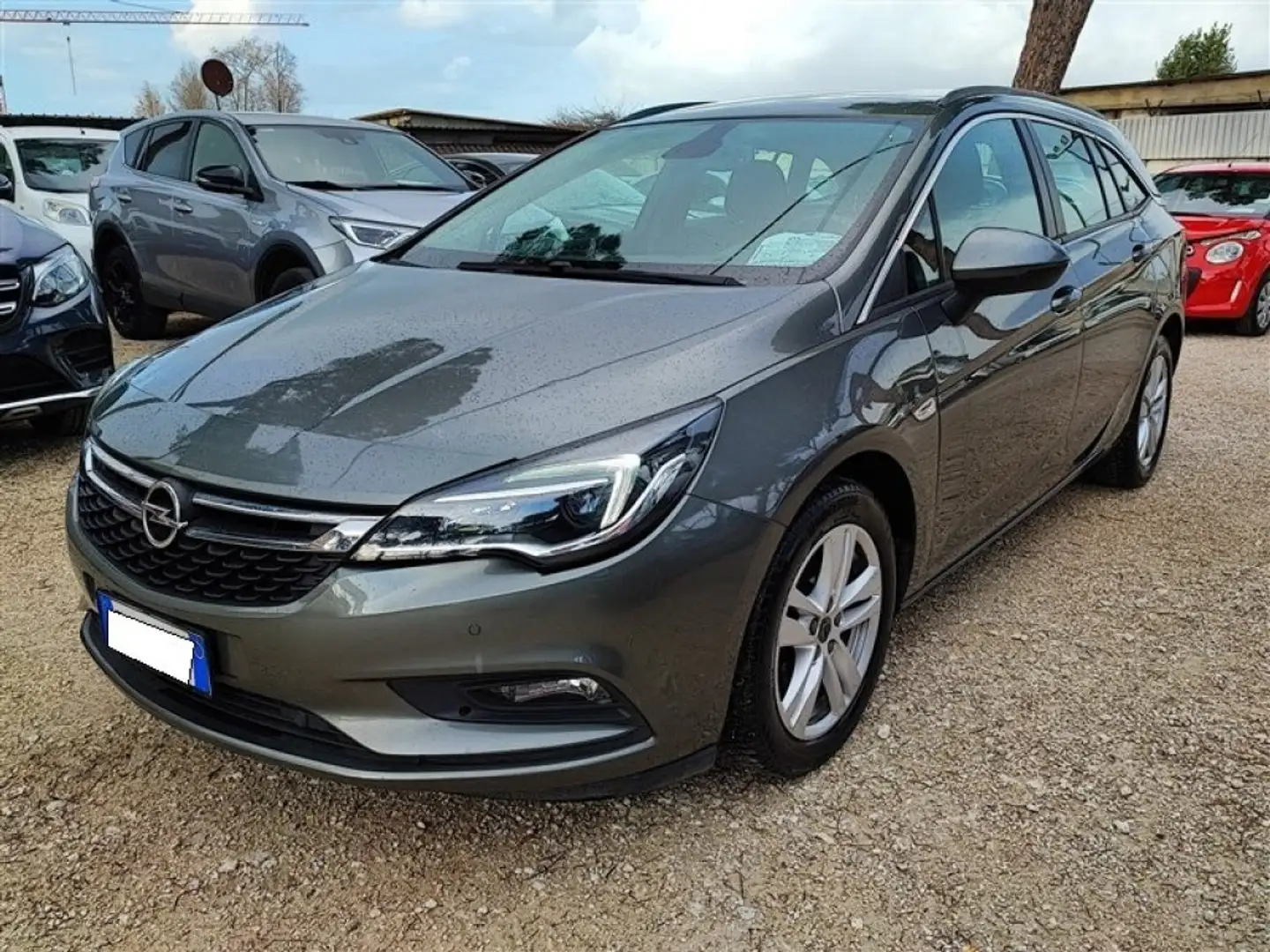 Opel Astra 1.6 CDTi S&S Sports Tourer Business NAVI,CRUISE .. Grau - 1