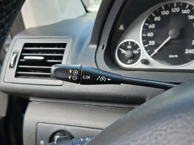 Mercedes-Benz A view 14