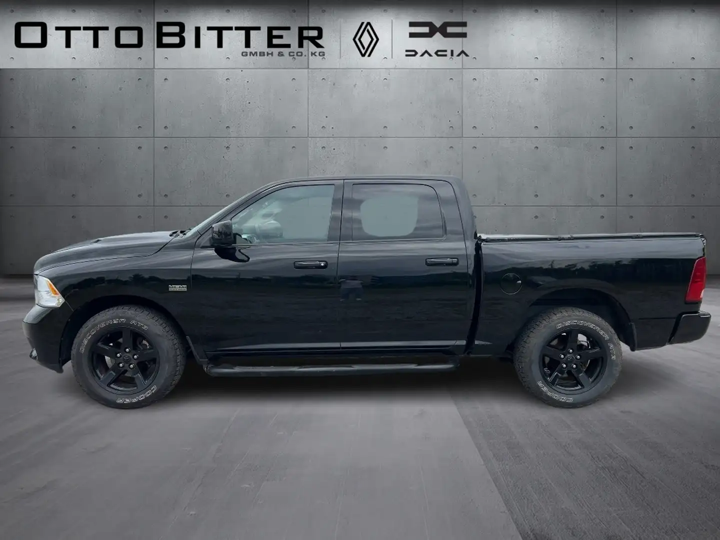 Dodge RAM 1500 LARAMIE 5.7 HARDTOP Negro - 2
