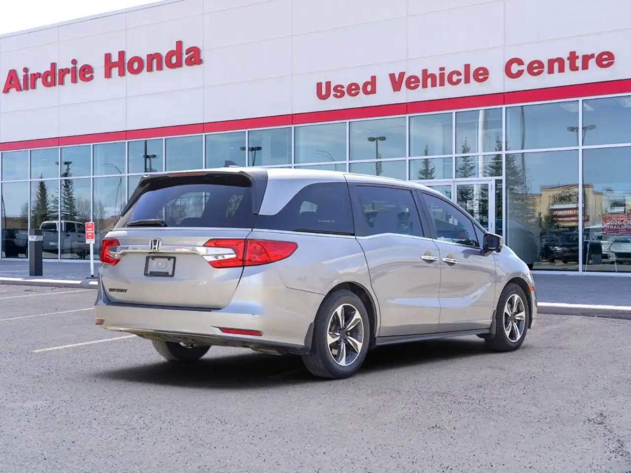Honda Odyssey снимка Honda Odyssey