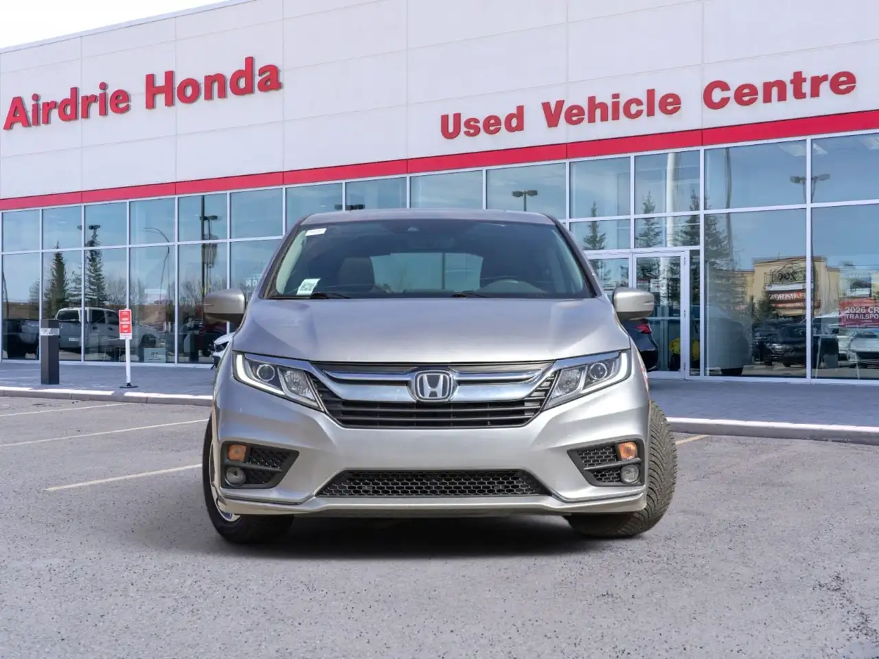Honda Odyssey снимка Honda Odyssey