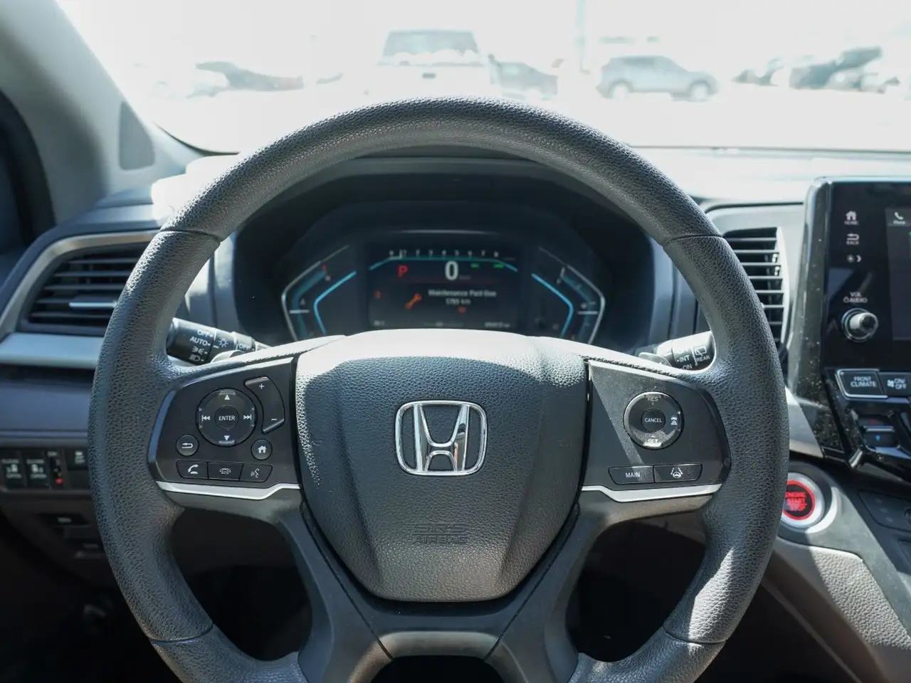 Honda Odyssey снимка Honda Odyssey