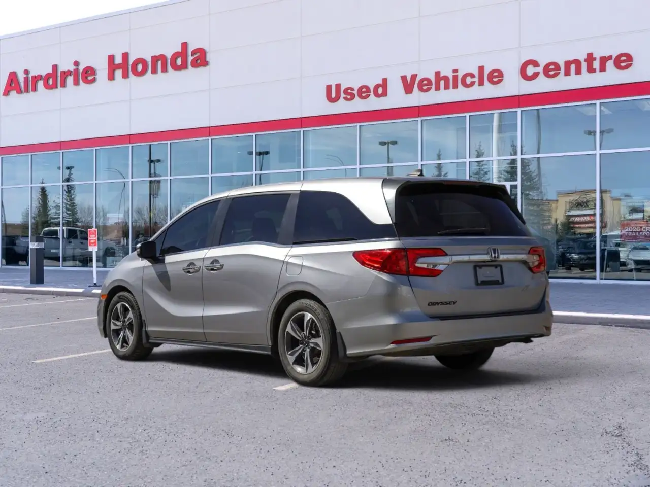 Honda Odyssey снимка Honda Odyssey