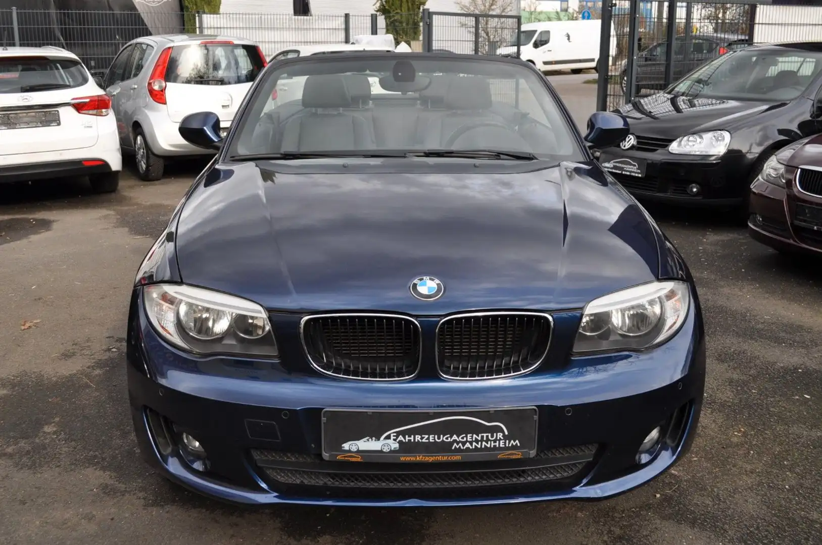 BMW 118 i Cabrio * Automatic - 54.800 Kilometer * Blau - 2