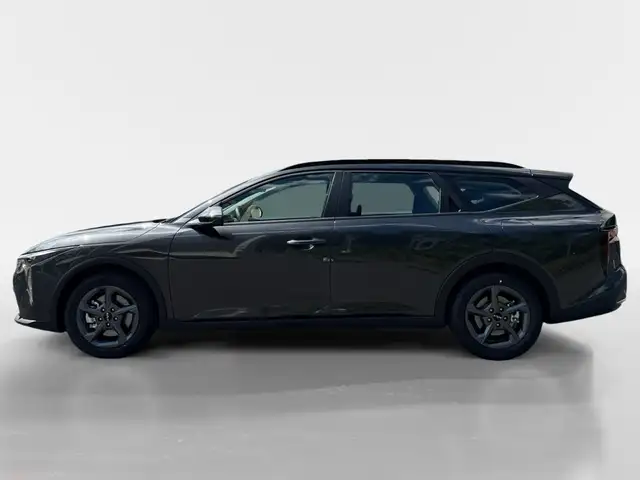 Kia K4 view 3