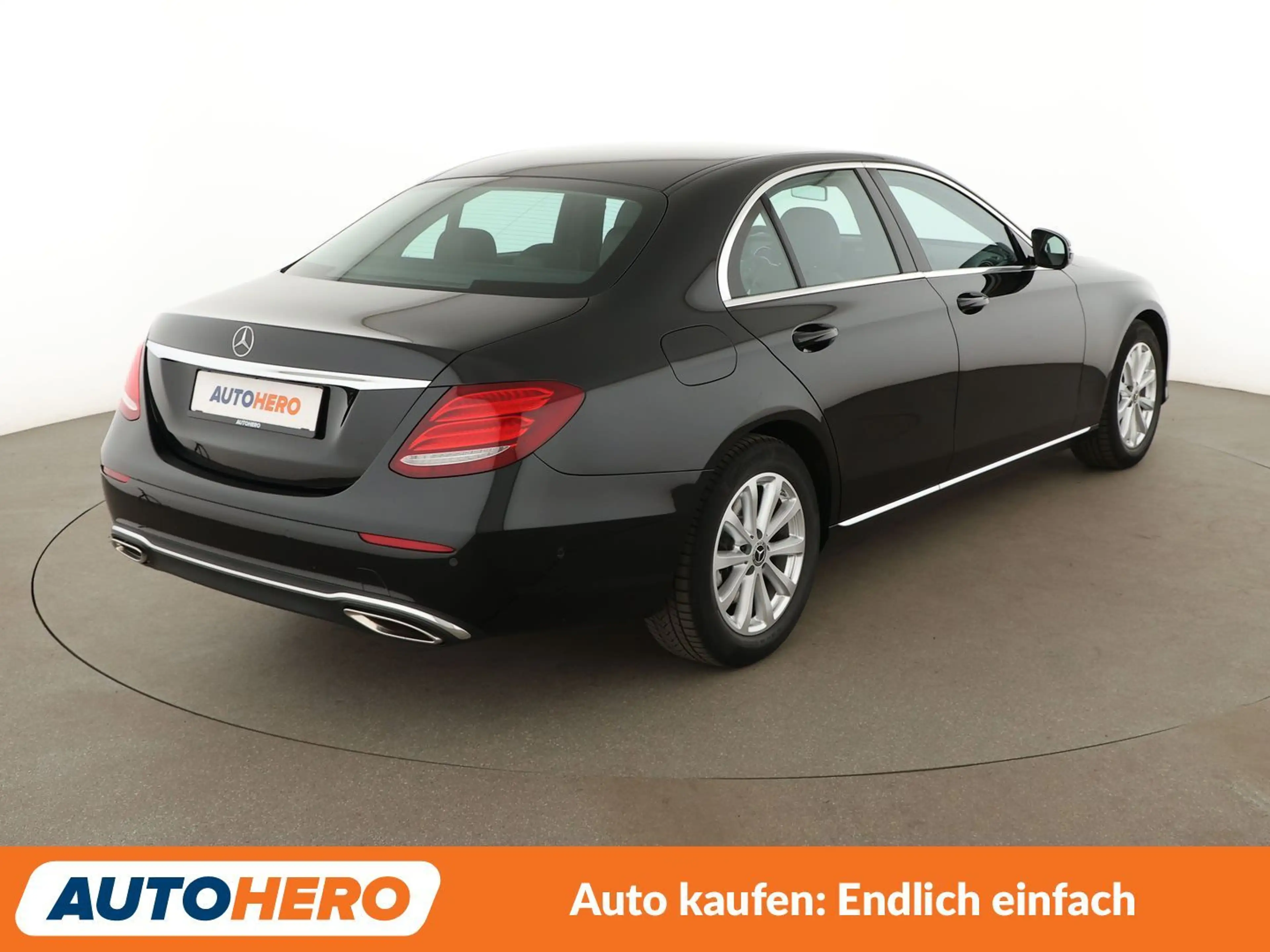 Mercedes-Benz E 350 E 350 Avantgarde Aut.*NAVI*LED*TEMPO*CAM*PDC*SHZ* — photo 6