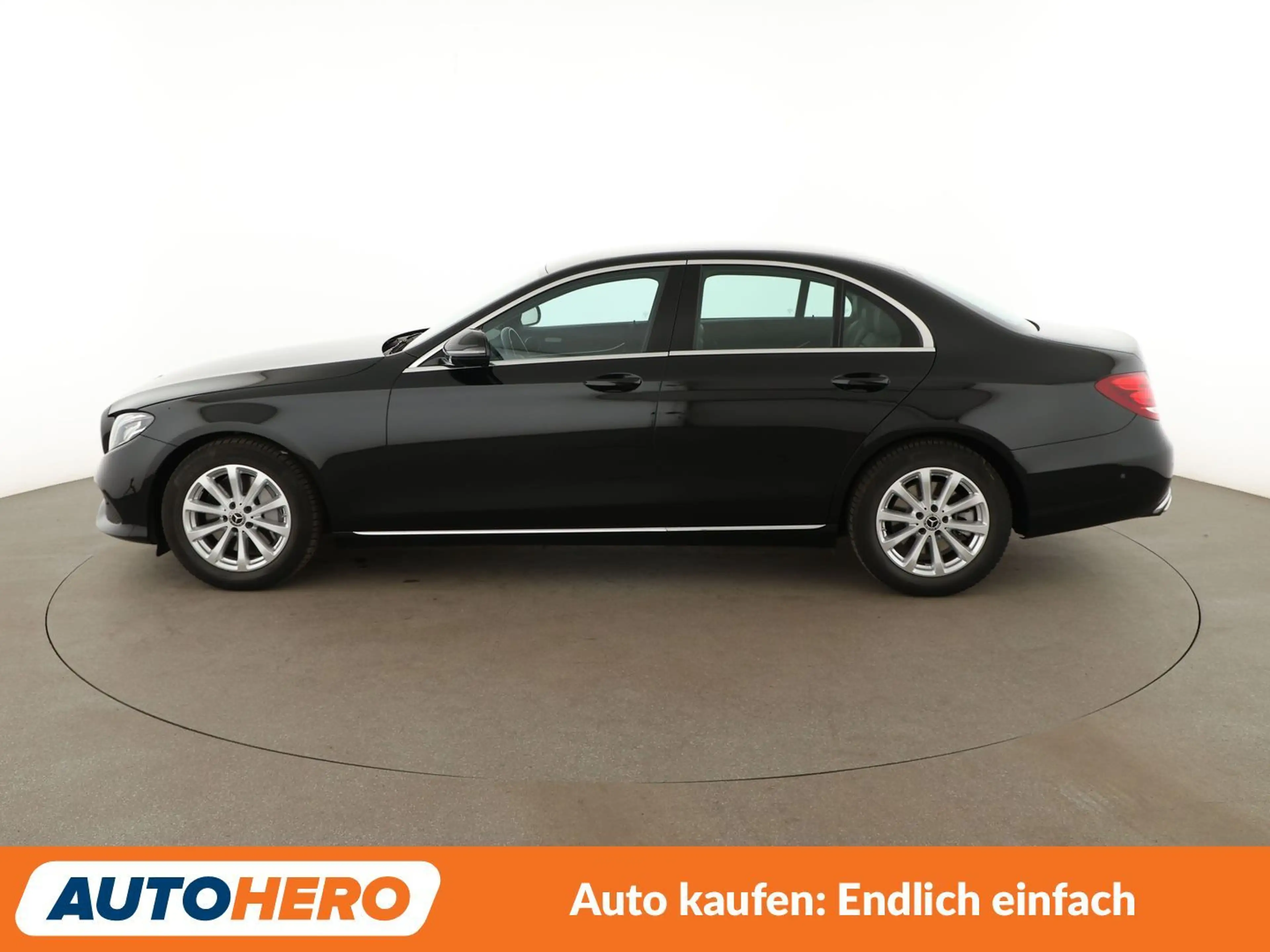 Mercedes-Benz E 350 E 350 Avantgarde Aut.*NAVI*LED*TEMPO*CAM*PDC*SHZ* — photo 3