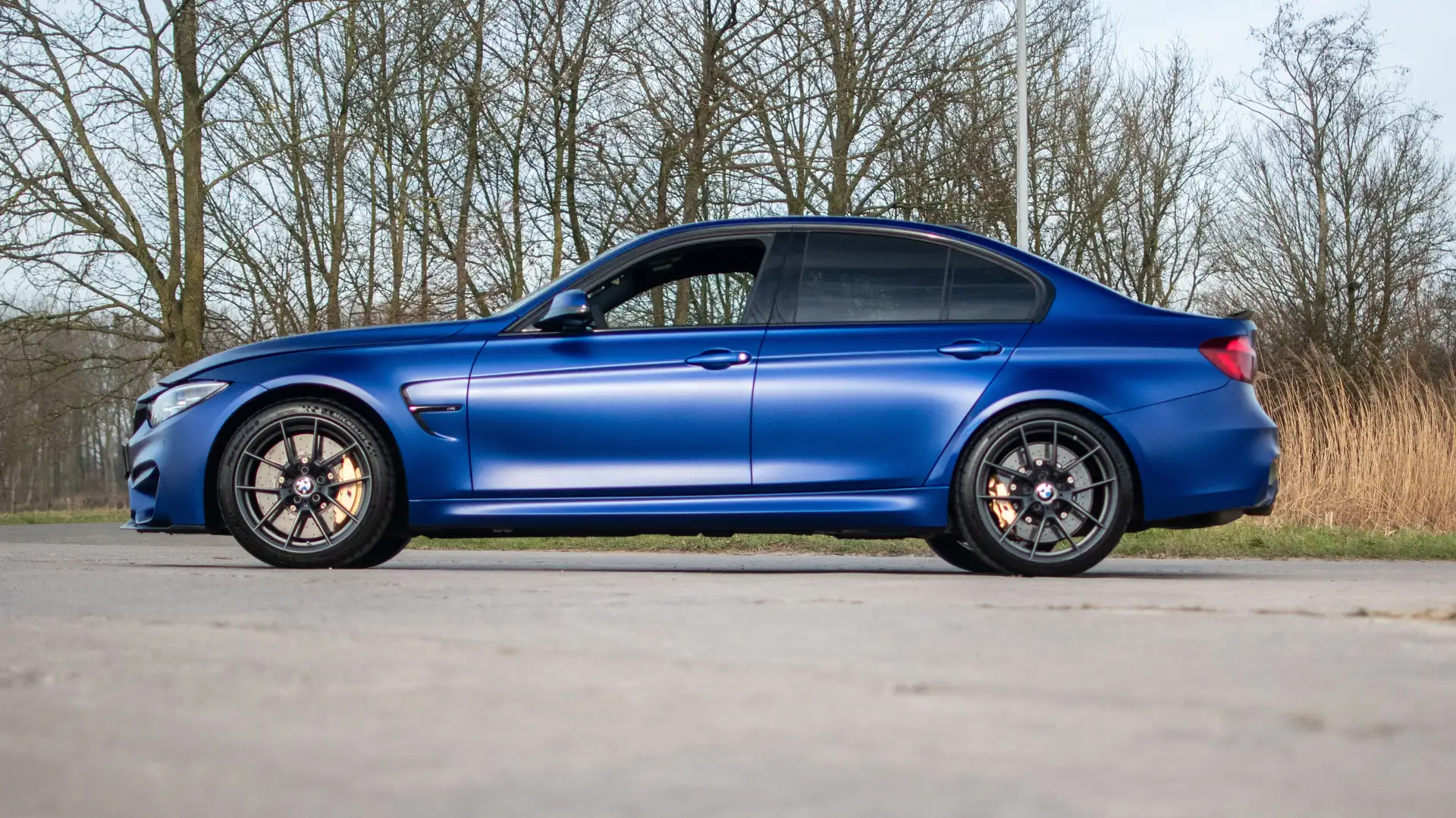 BMW M3 CS / 1 of 1.200 / FROZEN DARK BLUE Bleu - 2