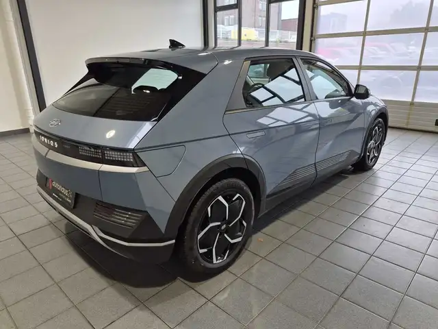 Hyundai IONIQ 5 view 5