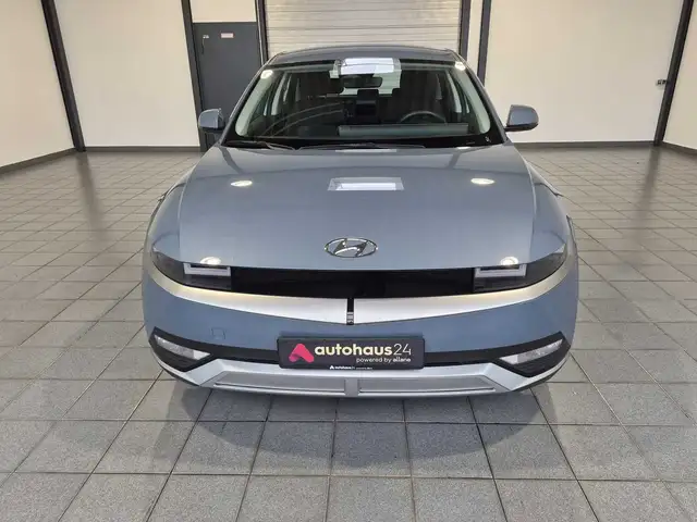 Hyundai IONIQ 5 view 2