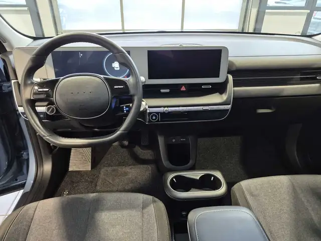 Hyundai IONIQ 5 view 9