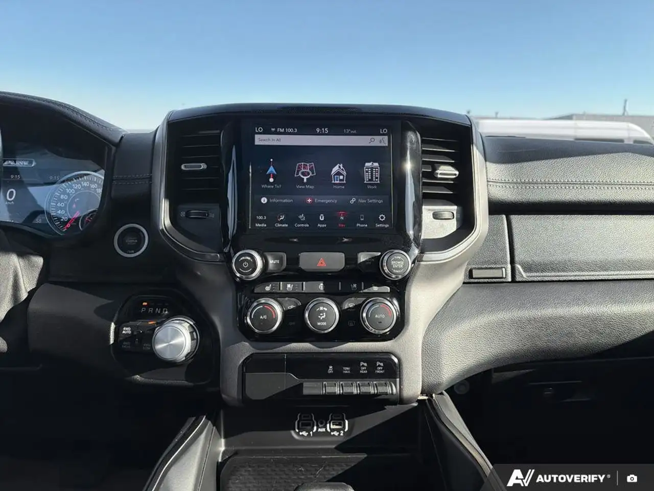 RAM 1500 снимка RAM 1500