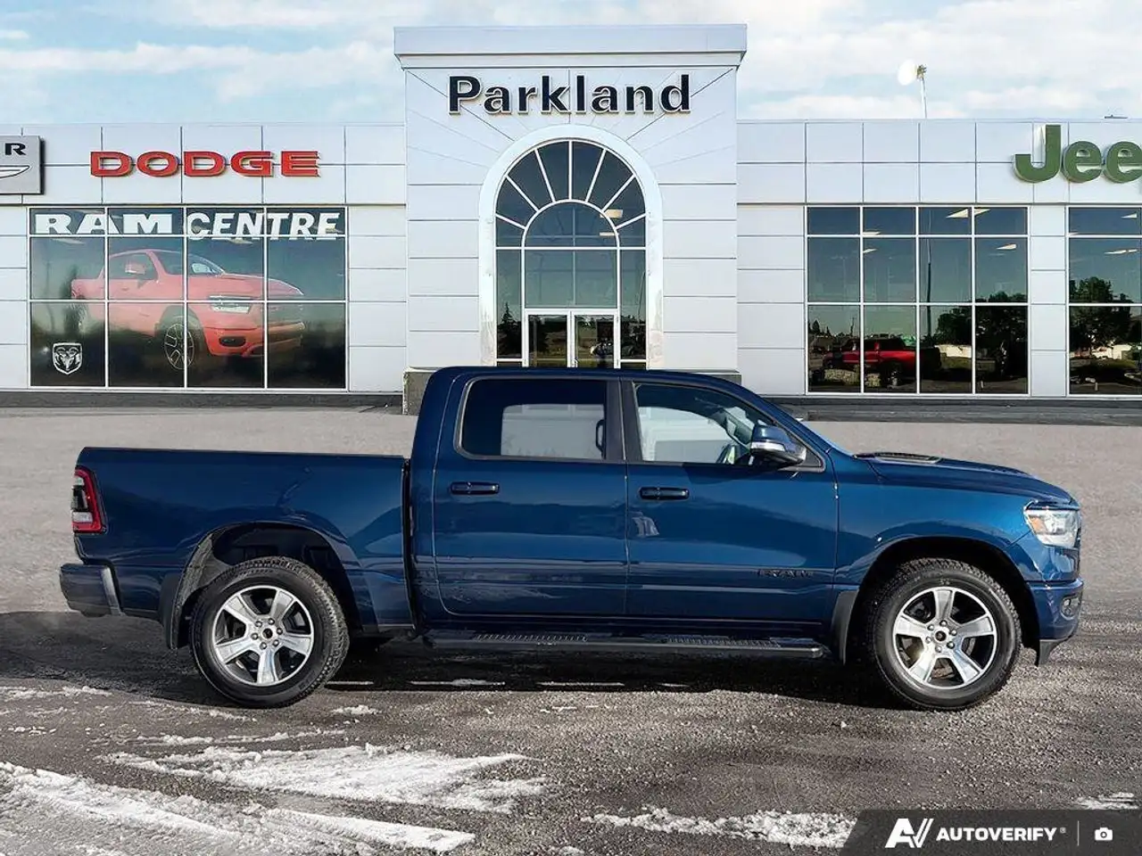 RAM 1500 снимка RAM 1500