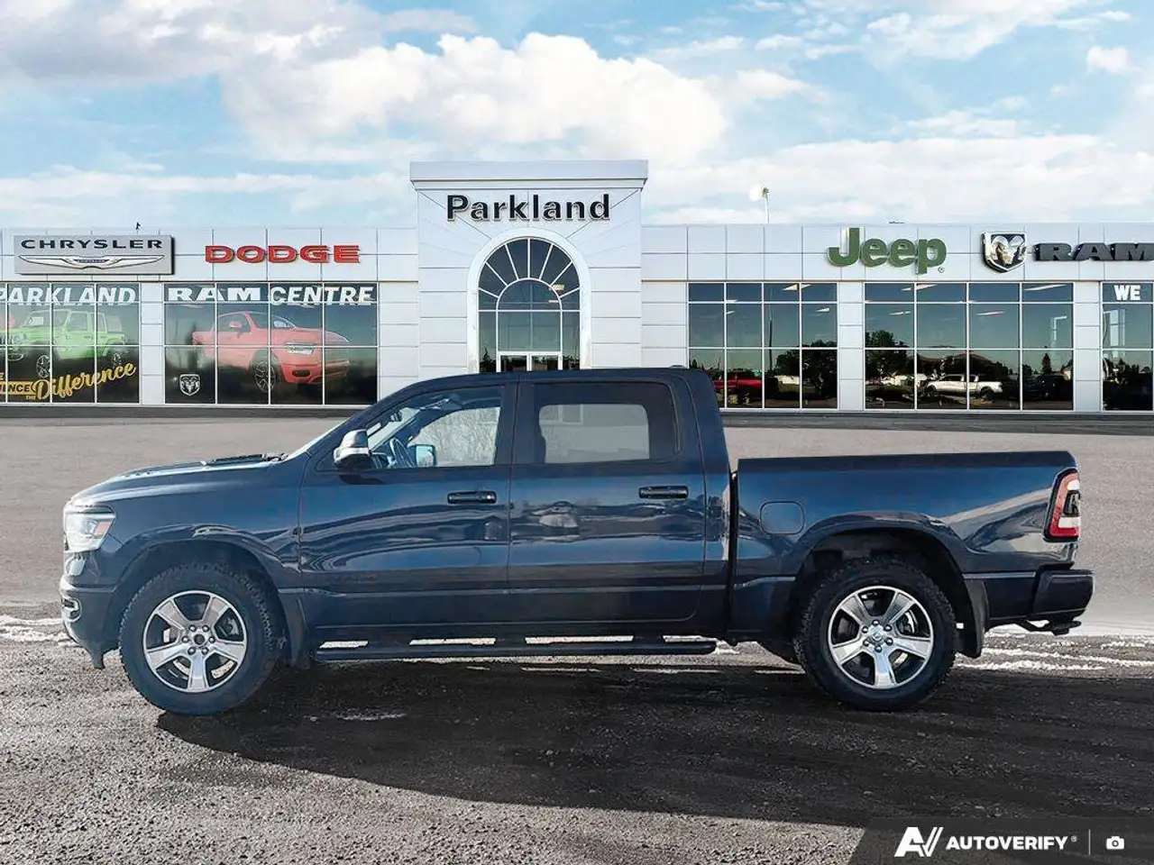 RAM 1500 снимка RAM 1500