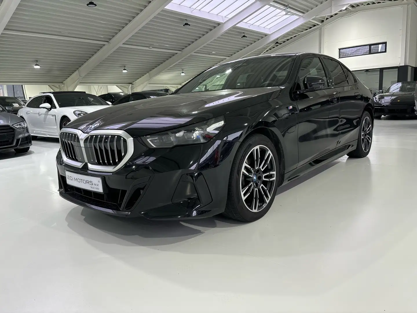 BMW 530 530eA PHEV (220 kW) M pack plug in hybride nieuw ! Noir - 1