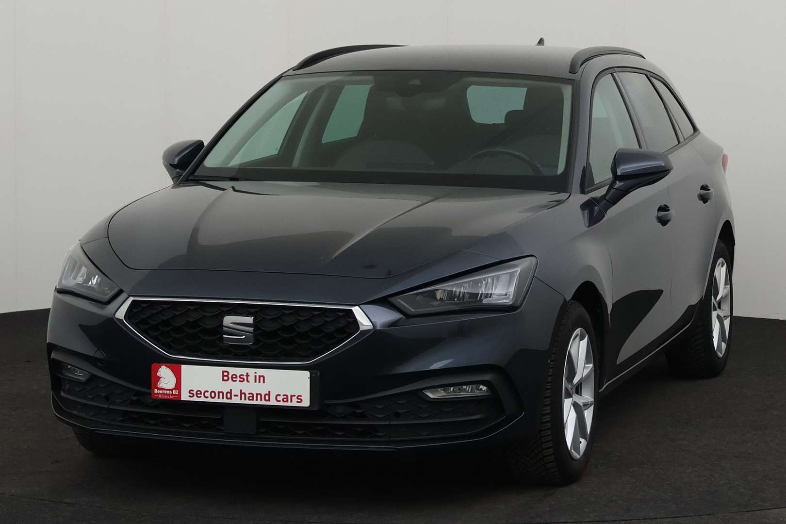 Seat Leon nuo 289 €/ mėn Benzinas 2023m. Kita Mechaninė