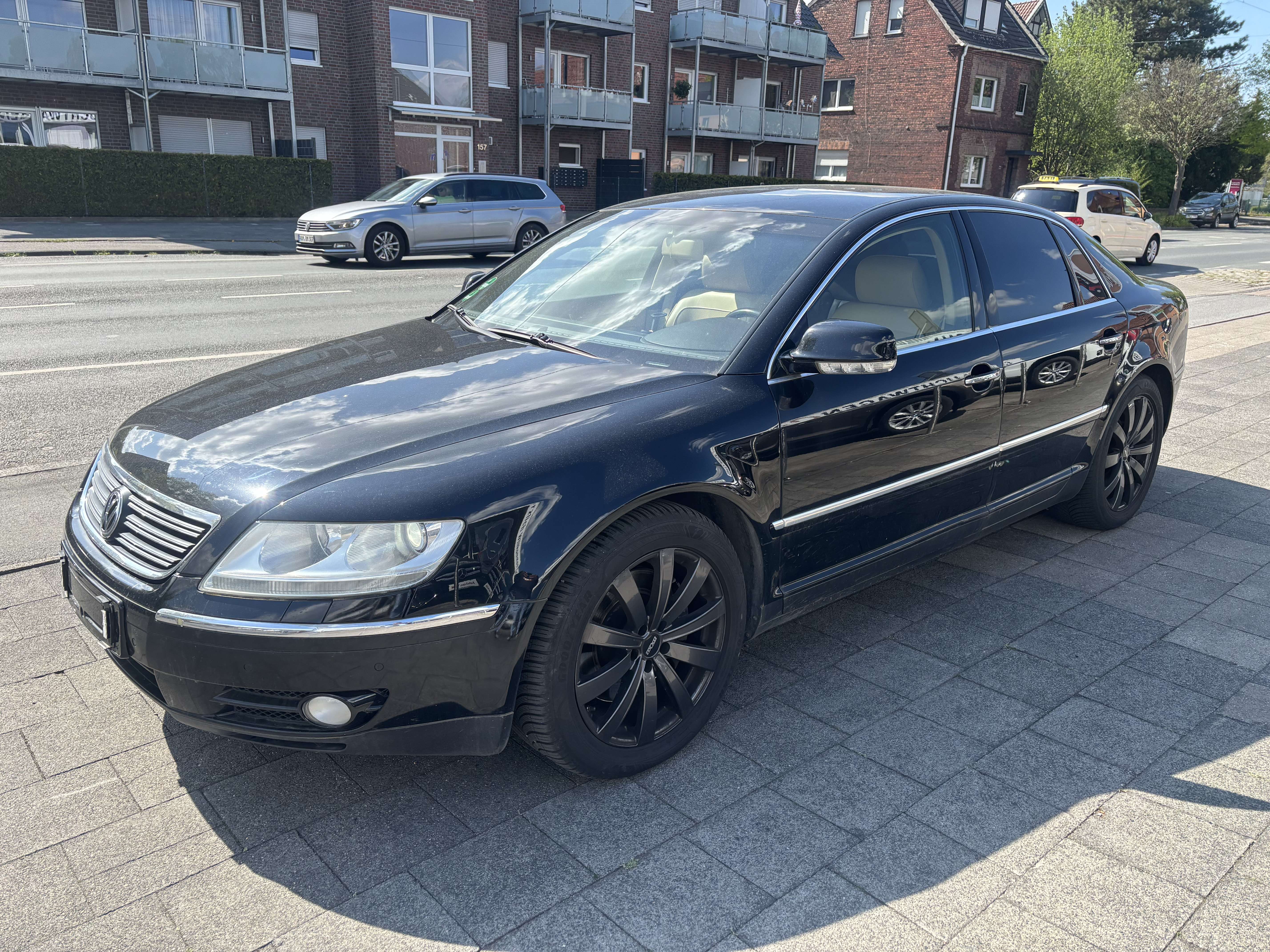 Second hand Volkswagen Phaeton 