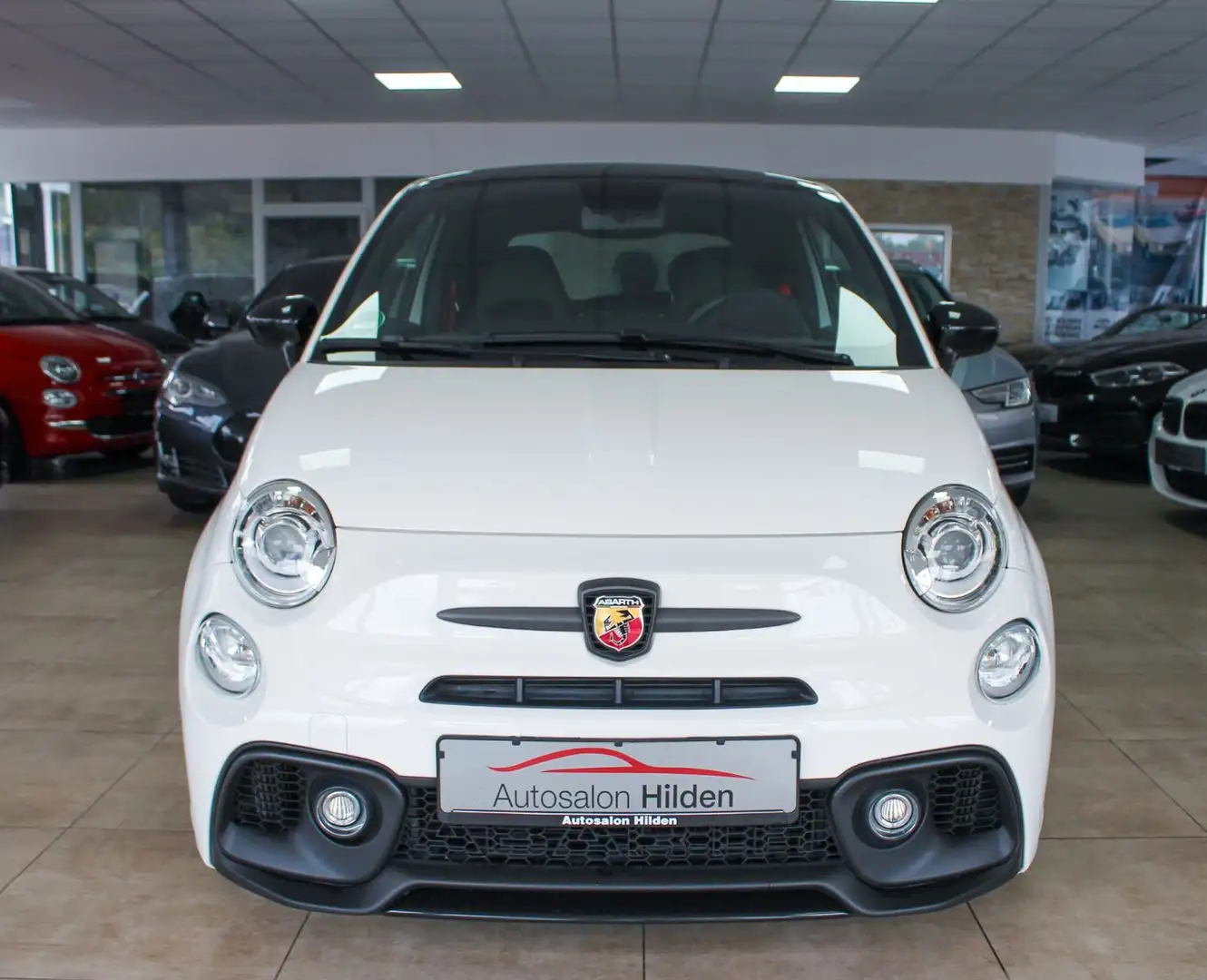 Abarth 595 esseesse Navi Xenon Carbon Akrapovic 1.Hand Weiß - 2