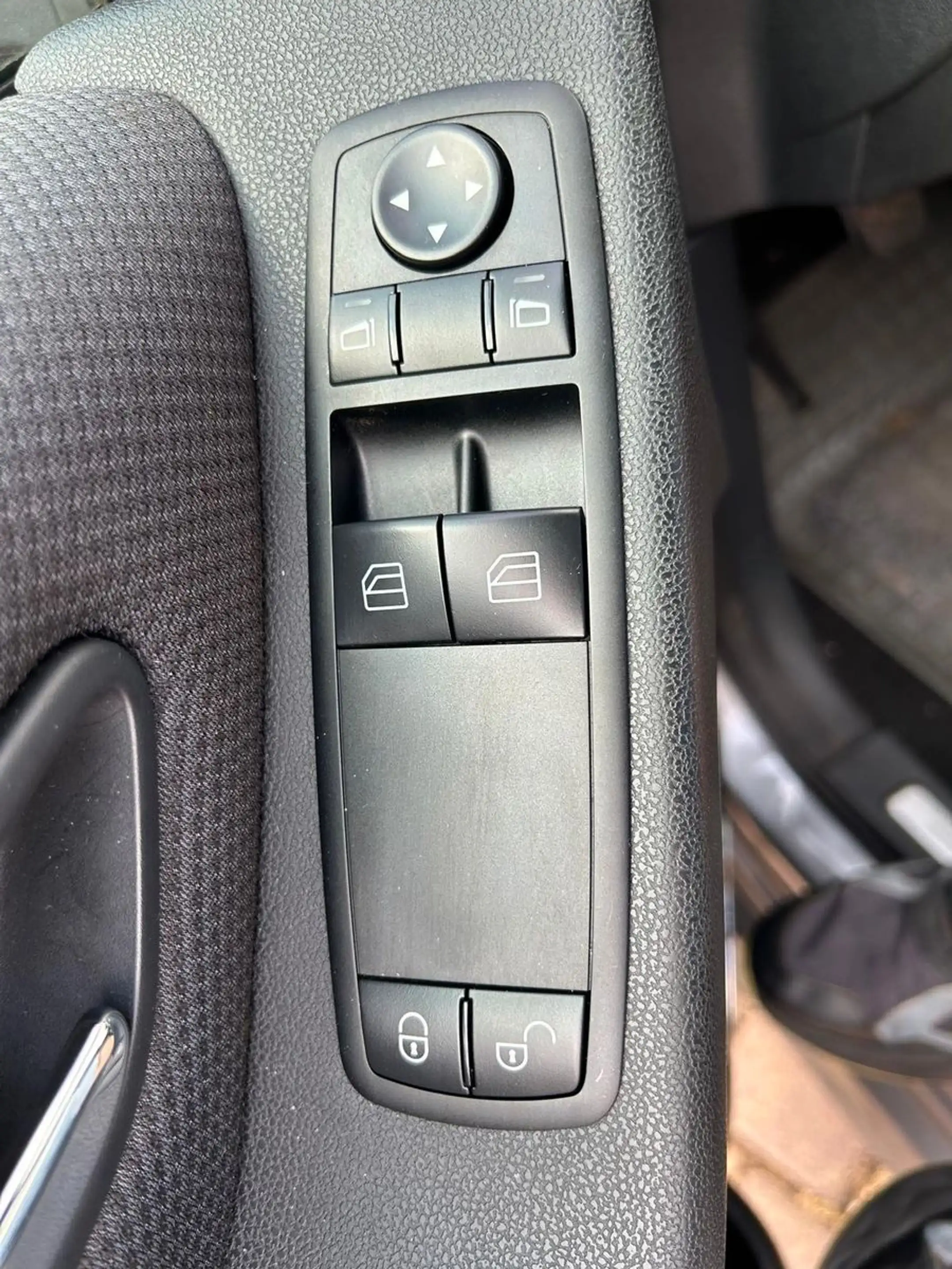 Mercedes-Benz B 180 CDI Xenon,RCD,Alufelgen,EFH,USB — photo 15