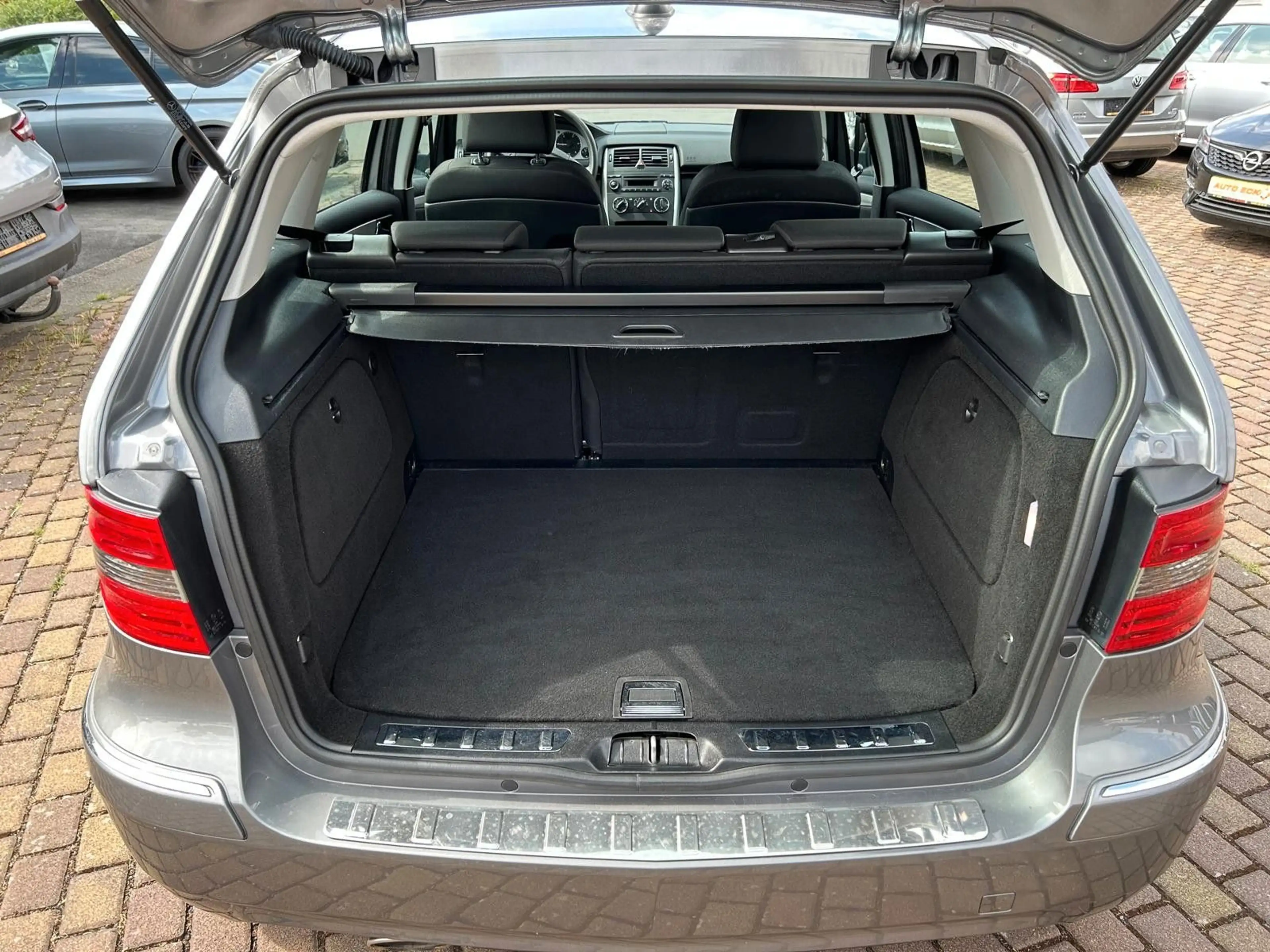 Mercedes-Benz B 180 CDI Xenon,RCD,Alufelgen,EFH,USB — photo 9